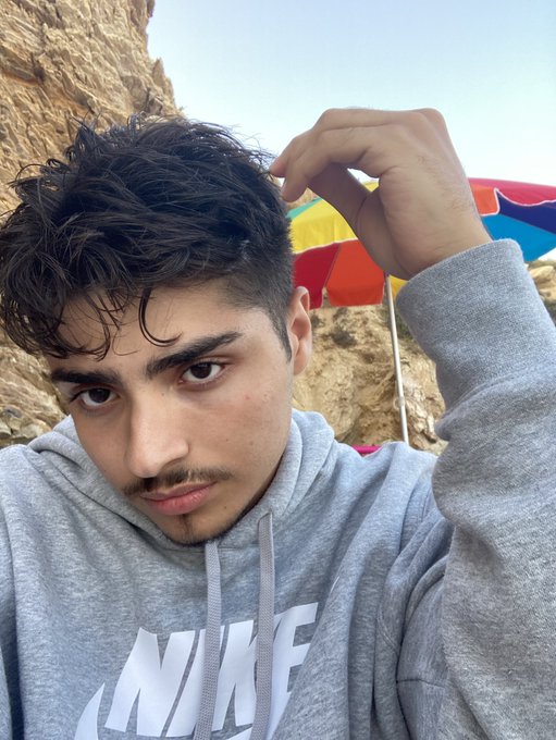 Watch Heavy pole's leaked NSFW photo on TwXstars