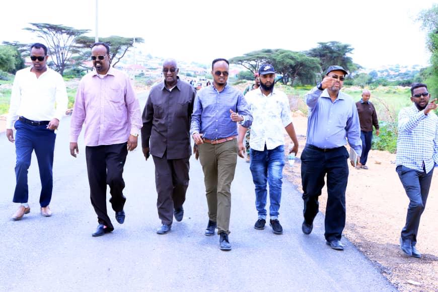 SLRoads's tweet photo. The general manager of Somaliland Road Development Agency Ahmed Yusuf Mohamed monitored Amoud Bridge with RDA Engineers. This bridge will be finished very soon. The president of Amoud University Saleban Ahmed Guled along with several administrative members welcomed the agency. https://t.co/5FM3sQluZX