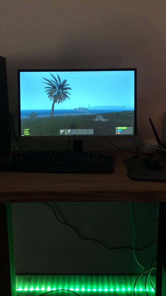 BanditVisionTTV's tweet photo. Hey guys I’m live on Twitch right now playing some rust. Come hang out and check out the stream!

https://t.co/LyMPXMm7rO https://t.co/5hAI86wndK