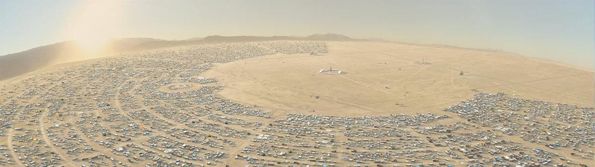 The 1:1 scale recreation of Black Rock City in @AltSpaceVR is one of the most impressive VR experiences I've had.
I got the amazing backstory of @BRCvr from Greg Edwards &amp; how he enabled Burners to create 200+ worlds.
Be sure to check it out &amp; roam around:
voicesofvr.com/the-burning-ma…