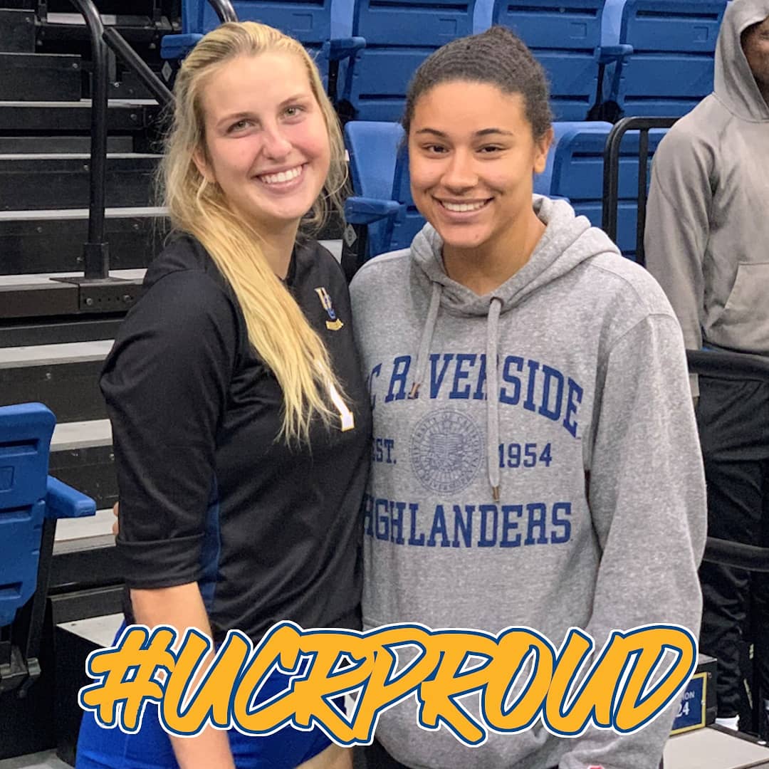 UCRVolleyball's tweet photo. Happy #CollegeColorsDay! We are proud to rep @ucriverside, all the UCR students, and @ucr_athletics! We can't wait until we are all back together! #ucrproud #ucr #ucrhighlanders #ucrwvb #ucrvball https://t.co/k2PR9T3bOi