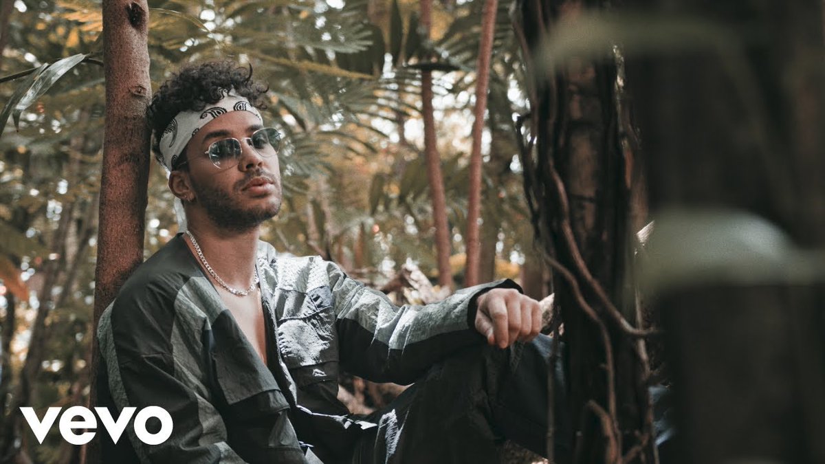 SonyMusicLatin's tweet photo. ⚡ALERTA BACHATA ⚡ ¡El video oficial de #CaritaDeInocenteRemix ya está aquí! 🤩 @PrinceRoyce @MykeTowerspr https://t.co/Nxy9Y2L8KQ https://t.co/0qqLglthGH