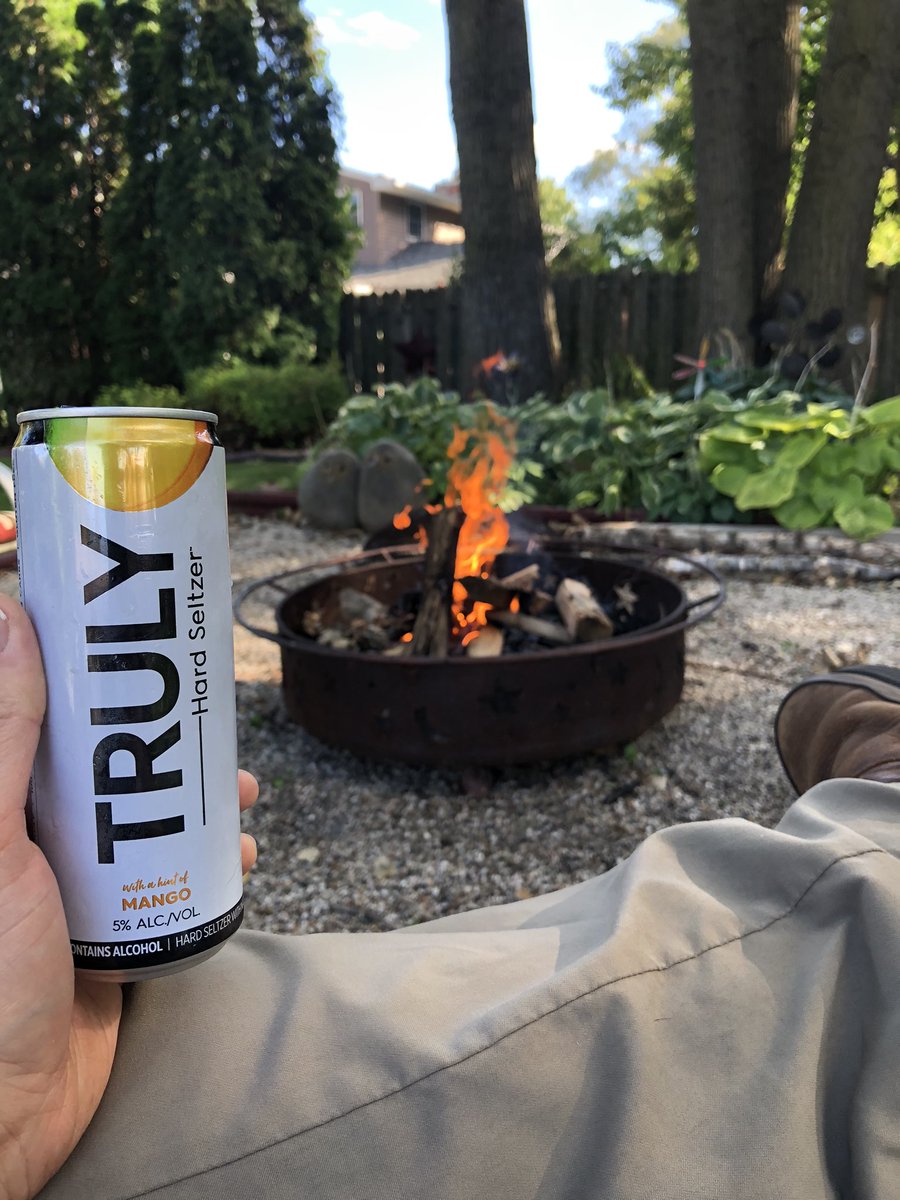 Justin920In715's tweet image. #FuckYeahFriday! #NotAnIPA #BootLife 
cc: Pauls (@boringbuildr @PrincePaul_3)