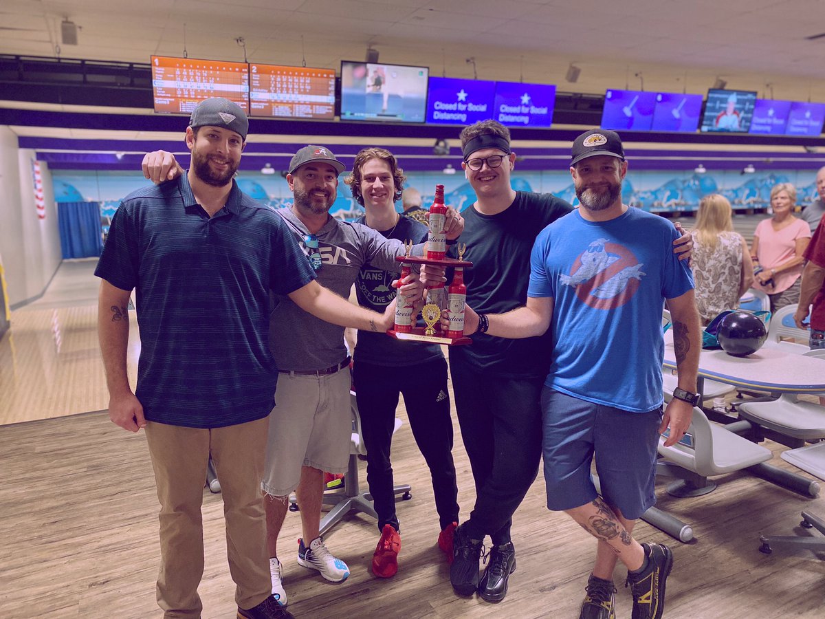oakmtnlanes's tweet photo. Wednesday night we crowned the  winners of our Live Ultra League, sponsored by @bamabudshelbycounty .Congrats to ‘All Night Long’ for taking home the trophy and for a great summer of bowling. We can’t wait to see everyone in Florida next week!
#oakmountainlanes #discovershelbyal https://t.co/U9UBEsDnOo