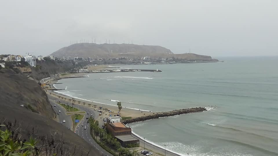 PeruStep1's tweet photo. Some #sunlight after #rainy #GRAY #Days #HappyWeekend #amigos around the #Globe ! #Lima #winter #Peru https://t.co/KXIBZyHHwH