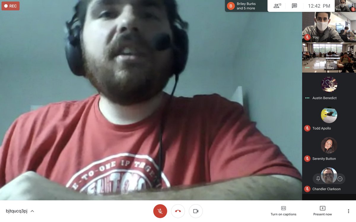 MattJRiley14's tweet photo. Big thanks to @BarrenSkills alum and #KentuckyCoders Alex @Richardson034 for speaking with our class #Virtual via @Google meet this week! Great hearing him speak about working as a #developer @ElToroDotCom https://t.co/vSnXlJGNGP