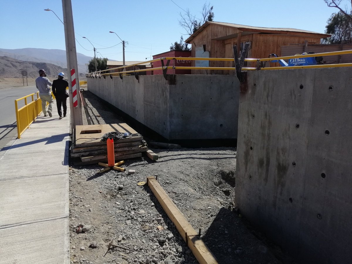 #Alcalde <a href="/RAUL_SALAS_A/">Raúl Salas</a> fiscalizó avance de importantes obras en El Salado.
#ChañaralRenace #ElSaladoRenace #EnChañaralCuidamosNuestraGente #QuédateEnCasa #Atacama