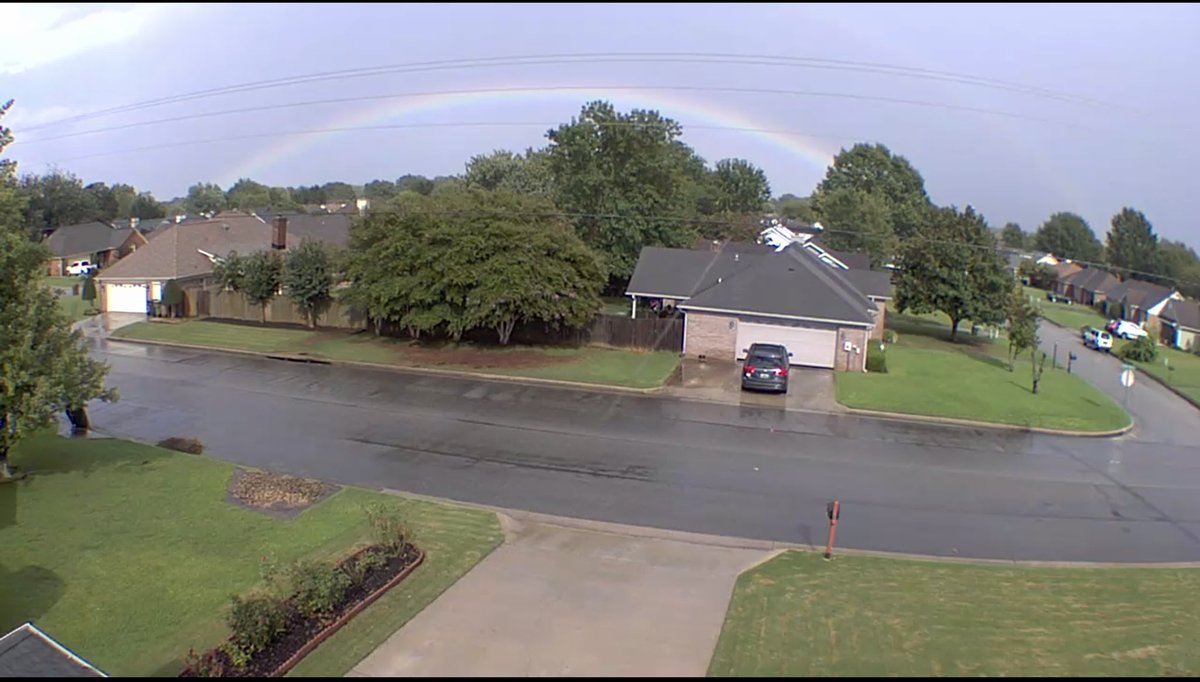 mkeithsmith's tweet image. Rainbow from the Roof
