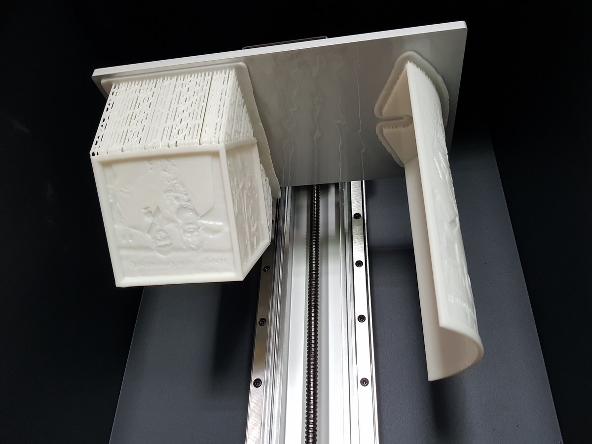 Henge 3D tweet media