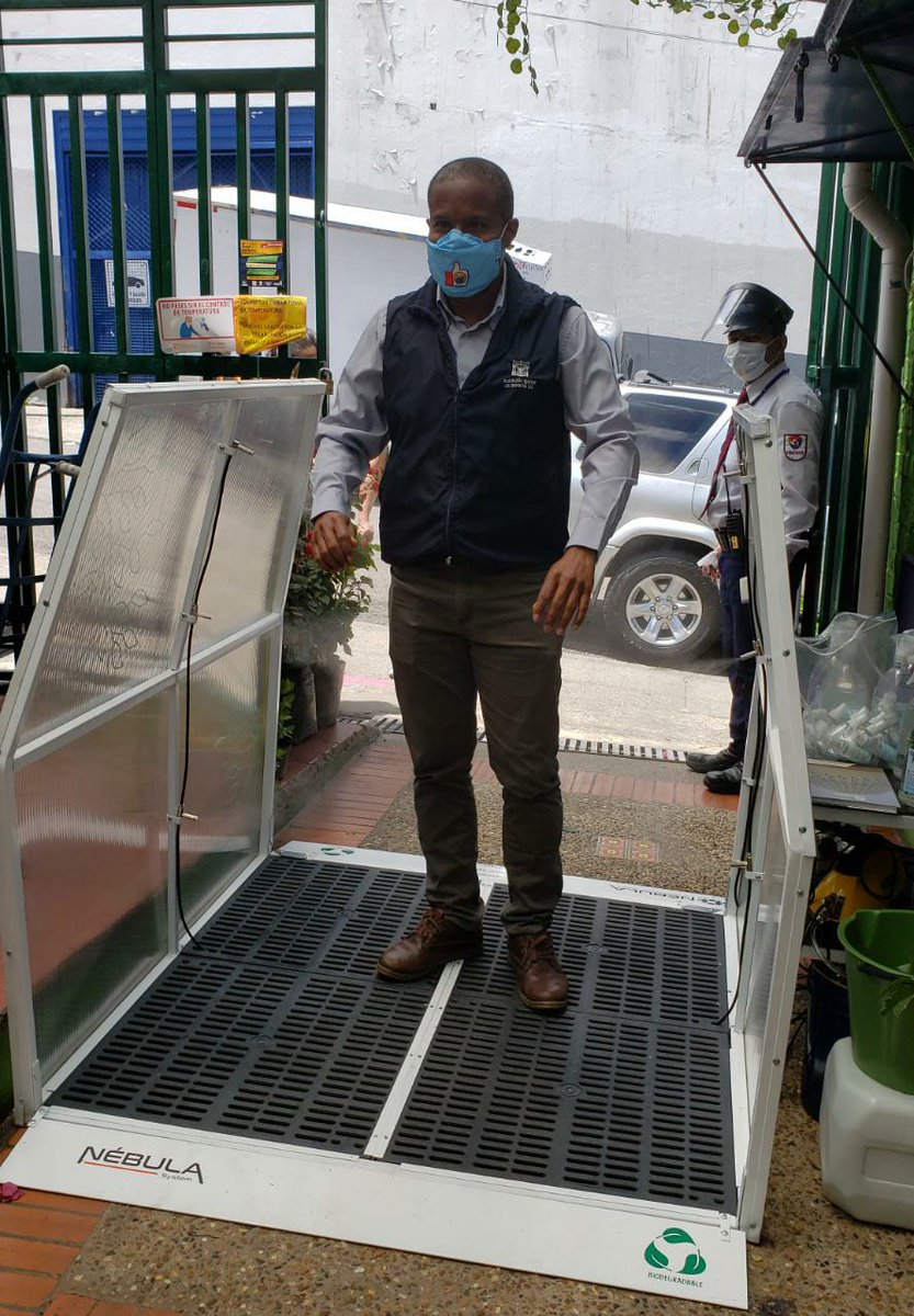 IPESBogota's tweet photo. Disfrute la comida tradicional colombiana en la Plaza Distrital de Mercado La Perseverancia con tranquilidad. Al ingresar, use la máquina de nebulización 
#LaPerseNocturna
Haz tu reserva aquí 👇
 https://t.co/6LT6ULG8Jl https://t.co/3ULaO97Kw2