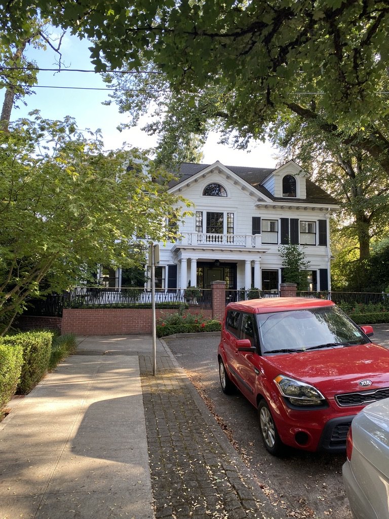 Suburbs in the UK are hell, so America's love of "single-family zoning" never made sense to me. The beautiful homes in Portland make me understand why people here are attached to single-family zoned neighbourhoods, and why street votes on local zoning rules are so crucial.