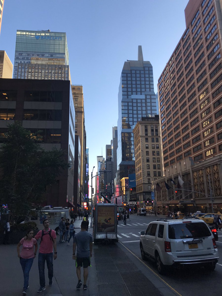 legomesbr's tweet photo. @timkellernyc I’m not from NY but I love the city. So good to hear a positive mindset about the situation. There is too much bitterness. #ny2019 https://t.co/dIjqjPTBOw