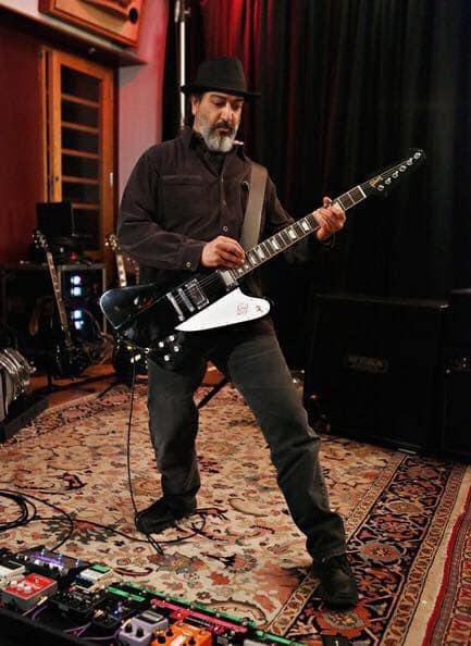 mitchlafon's tweet photo. On This Day - Sept. 4th 1960. Guitarist extraordinaire from Soundgarden - Kim Thayil is born. Happy Birthday KIM! #Telephantasm https://t.co/8UCJDJeJ1y