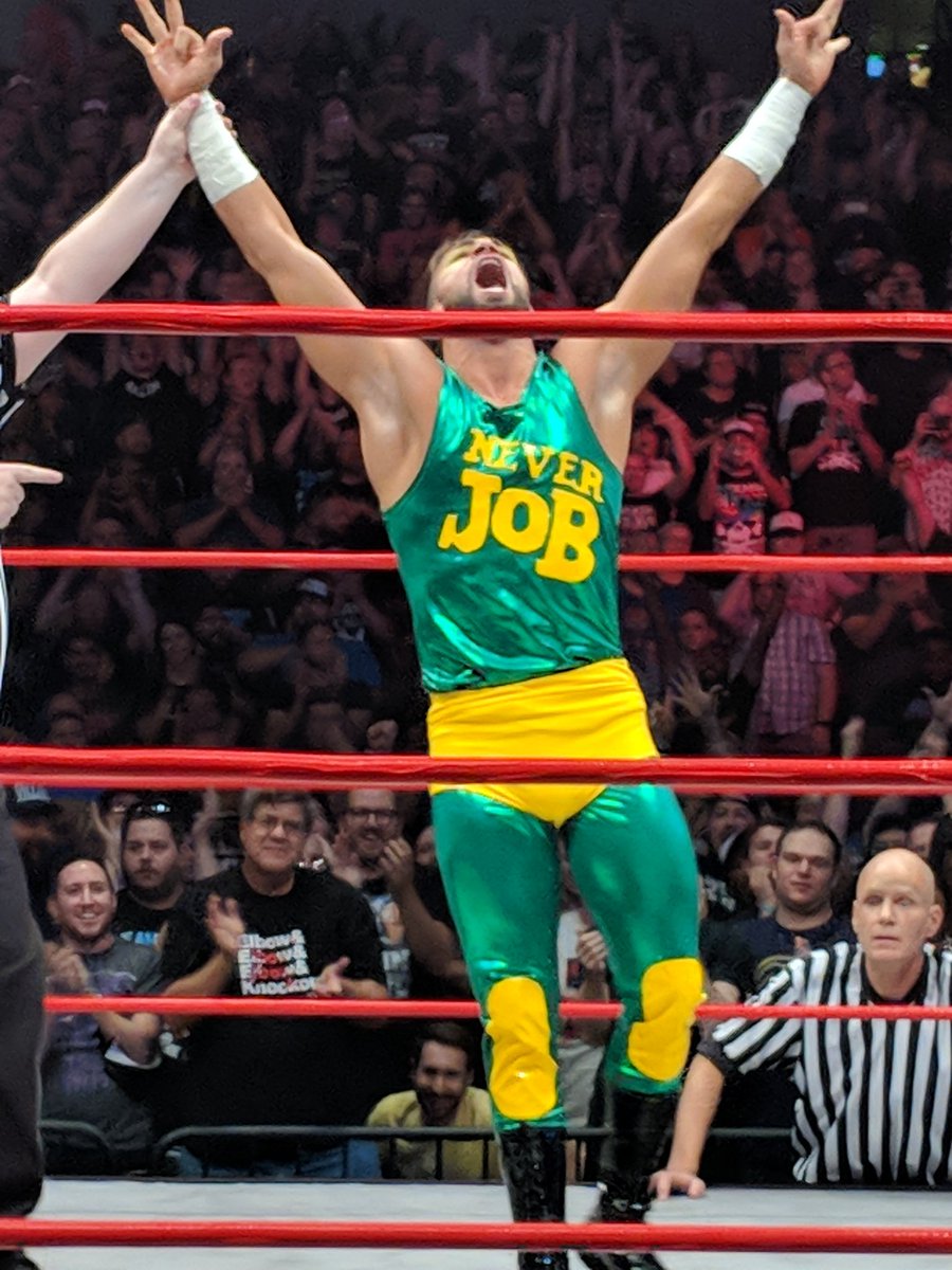 MikeM3425's tweet photo. @Masa_Anchan1971 @ChicoElLuchador Even better watching El Chico win the Battle Royal!!! #NeverJob https://t.co/uXOEbVx6O8