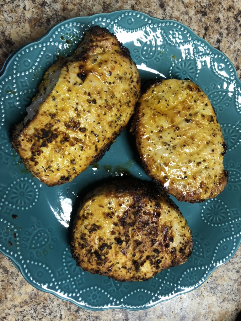Fabrisia's tweet photo. Love my #NinjaFoodi Lemon pepper boneless pork chops https://t.co/DaQaNAYAA5
