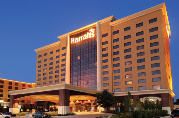 HarrahsKC's tweet photo. Start making plans, a three day weekend is approaching! Come down to Harrah's where the fun lasts all day and all night. #LaborDayWeekend #ComeOutAndPlay #OnlyAtHarrahs https://t.co/ux5vu5q9i2