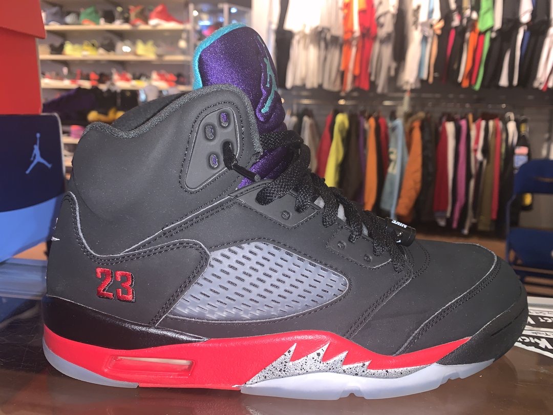 DirectKicks's tweet image. Air Jordan 5 "Top 3"
Size