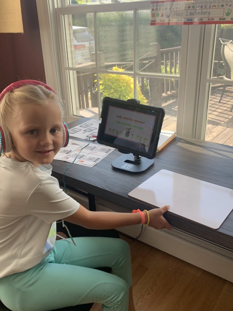 LarissaJDesign's tweet photo. Thank you Mrs. Pacini for such a special first week of remote kindergarten!  We love the Good Morning song!! @Mrs_SPacini https://t.co/Wp7qm82E76