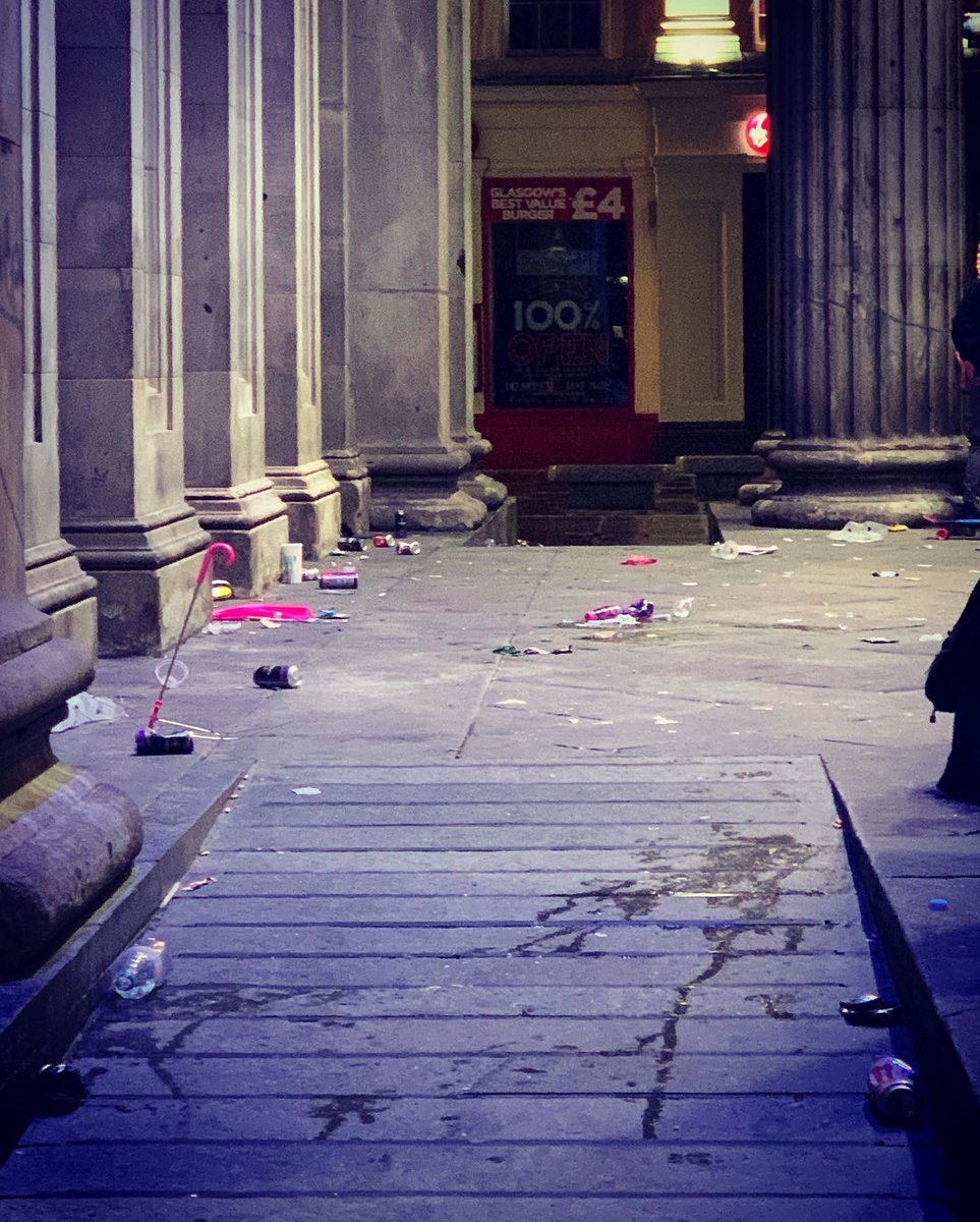 Night after night... I live in the city centre, &amp; run a business in Royal Exchange Square. PLEASE <a href="/glasgowcc/">Glasgow City Council</a> sort this out! <a href="/glasgowgoma/">GoMA Glasgow</a> <a href="/STVNews/">STV News</a> <a href="/glasgowlive/">GlasgowLive</a> <a href="/glasgowlife/">Glasgow Life</a> <a href="/glasgowliving/">GlasgowLiving</a> @scottishdailyrecord <a href="/dailymail/">Daily Mail</a> <a href="/glasgowmuseums/">Glasgow Museums</a> #glasgow #glasgowlife #ig_glasgow