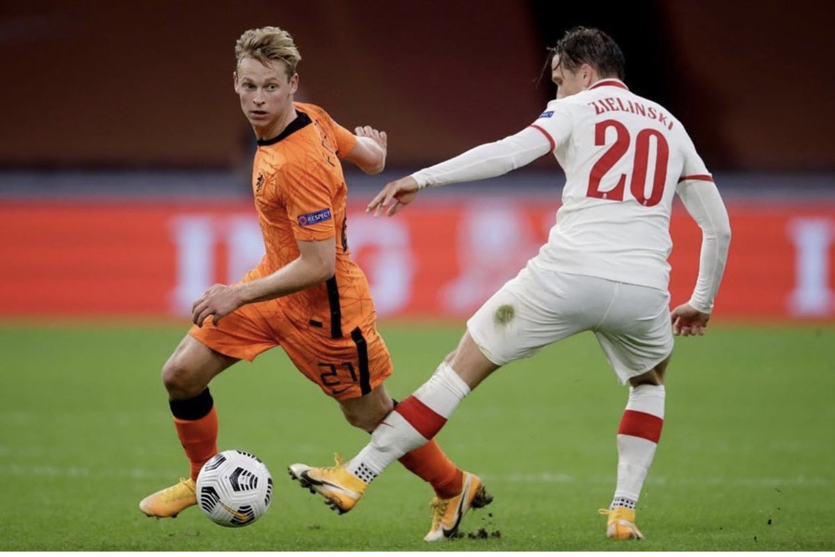 DeJongFrenkie21's tweet photo. Great to be back with a win 🦁 #FJ21 https://t.co/p7pWaJzXyP
