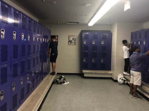 Safely issued gear/lockers to players today. Football season is starting soon, Rattler Nation! #GoodnightFootball2020 #OGfamily #StrikeAsOne #RattlersMaskedUp  <a href="/jwalshrattler/">Coach John Walsh</a> @SMCISD_Rattlers <a href="/GoodnightSMCISD/">Goodnight Middle School</a>