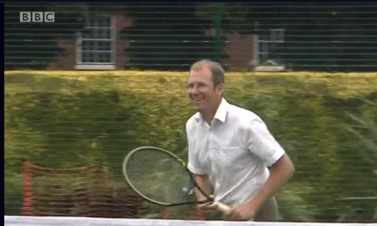 Warwick_Neale's tweet photo. #caughtoncamera #midlandstoday #tennisinparks #cripplegatepark book your court on https://t.co/KU7k8OfT40 https://t.co/5RaiOsPFDW