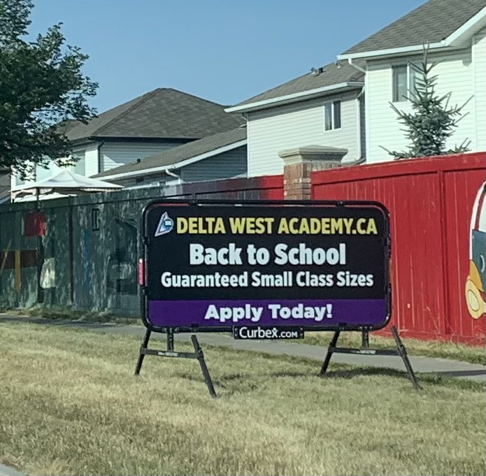 TheBreakdownAB's tweet photo. Jason Kenney - Smaller class sizes are impossible!

Private schools - (whispering) Thank you.

#abpoli #ableg #cdnpoli https://t.co/QXOGIm0Vac
