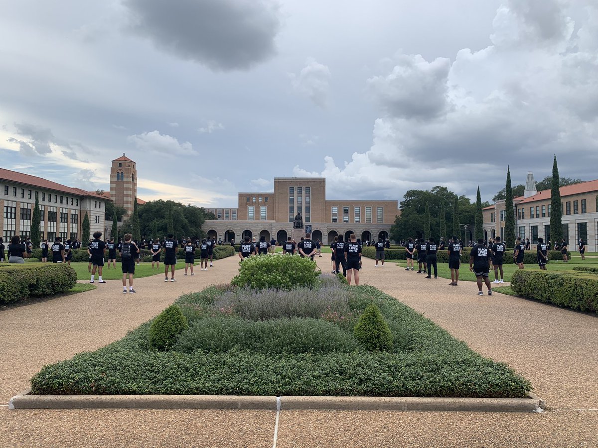 RiceChron's tweet photo. Otoviano was on the phone with players late this week finalizing details/preparations for this march.

One of the tougher obstacles was organizing the program-wide march while respecting social distancing guidelines. https://t.co/vlegqLvPDS