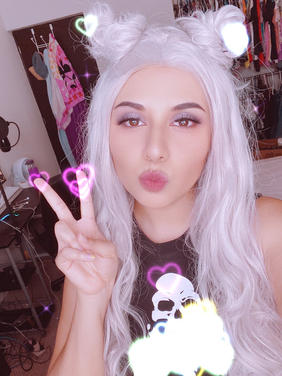 pockyplay's tweet photo. Dia de jugar VALORANT en ๐ค https://t.co/PVQxWjIaOx ๐ #twitch #twitchstreamer #girlstreamer #gamer #gamergirl #gamergurl #streamer #makeup #eyeshadow #VALORANT #VALORANTLATAM #VALORANTLAN #lan #makeup #lilylashes #eyemakeup #cute #donalovehair #hp #harrypotter #potterhead https://t.co/9KXErjwD0f