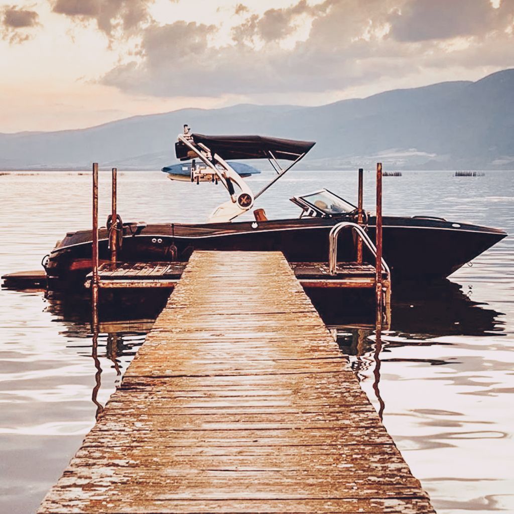 Fall is ALWAYS the best time of the year to save on your new boat! 😃 There are Fall incentives, manufacturer's rebates, and boat show specials to be had. 🚤☀️ 

🚩 Guide for Michigan: buff.ly/2F0u38Y
🚩 Guide for Central Florida: buff.ly/2Z3XFcB