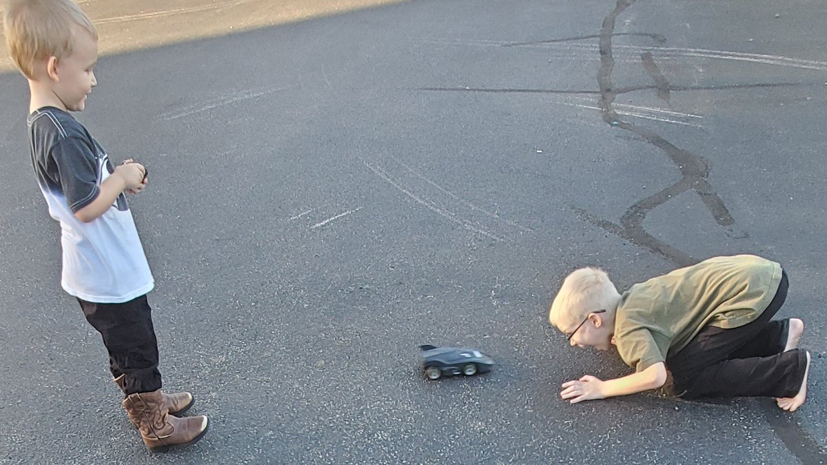 sparkleroxx22's tweet photo. Kids driving their new rc batmobile. They had tons of fun and still keep having tons of fun with this. For once they dont fight over a toy they share. Yay!!! 
#FamilyRatedClub https://t.co/d2nHbu44N1