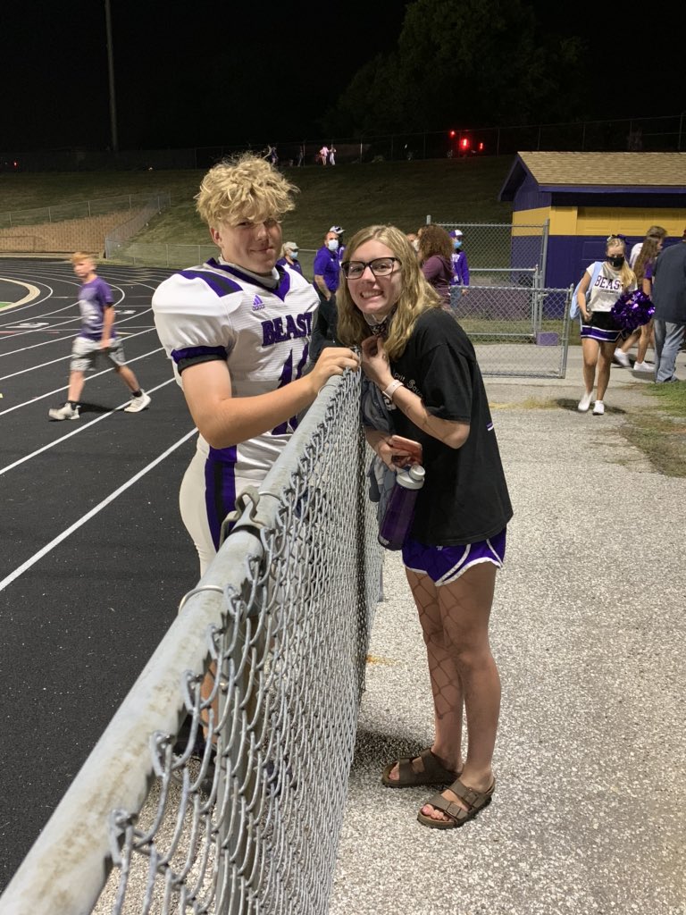 jaccilucas's tweet photo. The start of his Friday Night Lights! #freshman2020 β€οΈπMy#16 #BEastVarsity @AJ_meat15 https://t.co/fW02VsKSW9