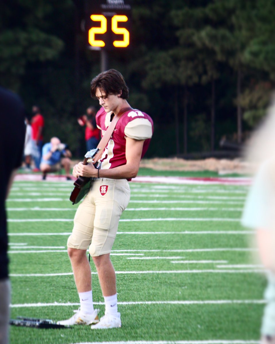 HA_FineArts's tweet photo. Garrett Fowler helped kick off the first game on Community Bank Field by performing the National Anthem on electric guitar...and ROCKED IT! #onehartfield #godgivenpurpose #rockandrollallnight https://t.co/Yxq31D6abU
