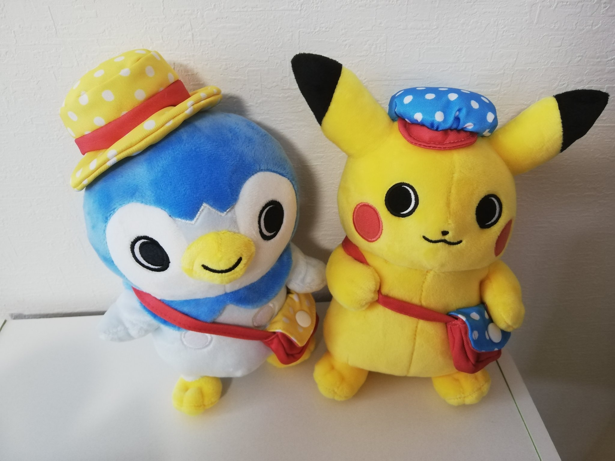 みー ゲーム実況 かわいすぎて買っちゃった Suicaペンギンのデザイナーさんとポケモンとのコラボ ポッチャマかわいい ポッチャマ ピカチュウ Suicaのペンギン T Co Cubfoak6ss Twitter