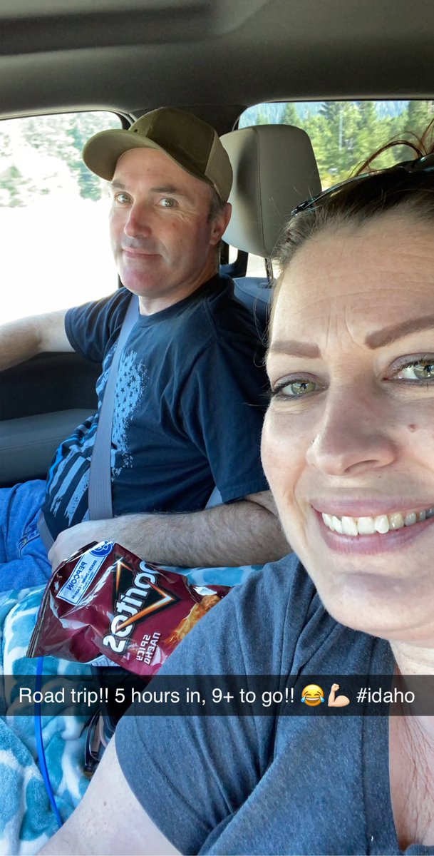 AngelaTorres33's tweet photo. When we were still excited about driving to Idaho 😂...not so much at the end of a very long drive, but we sure were happy to fall into bed last night! #plummer #grannyintminustwomonths https://t.co/dwN8O9HBeh