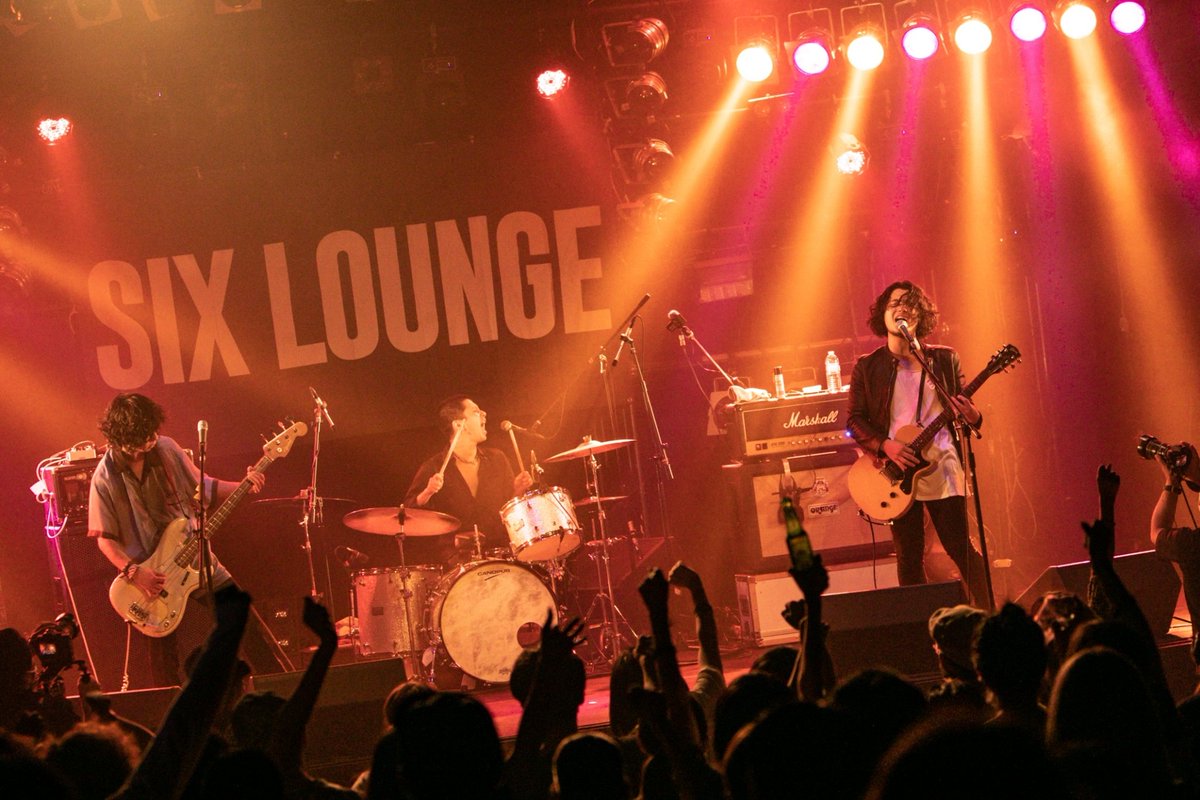 lounge666 tweet picture