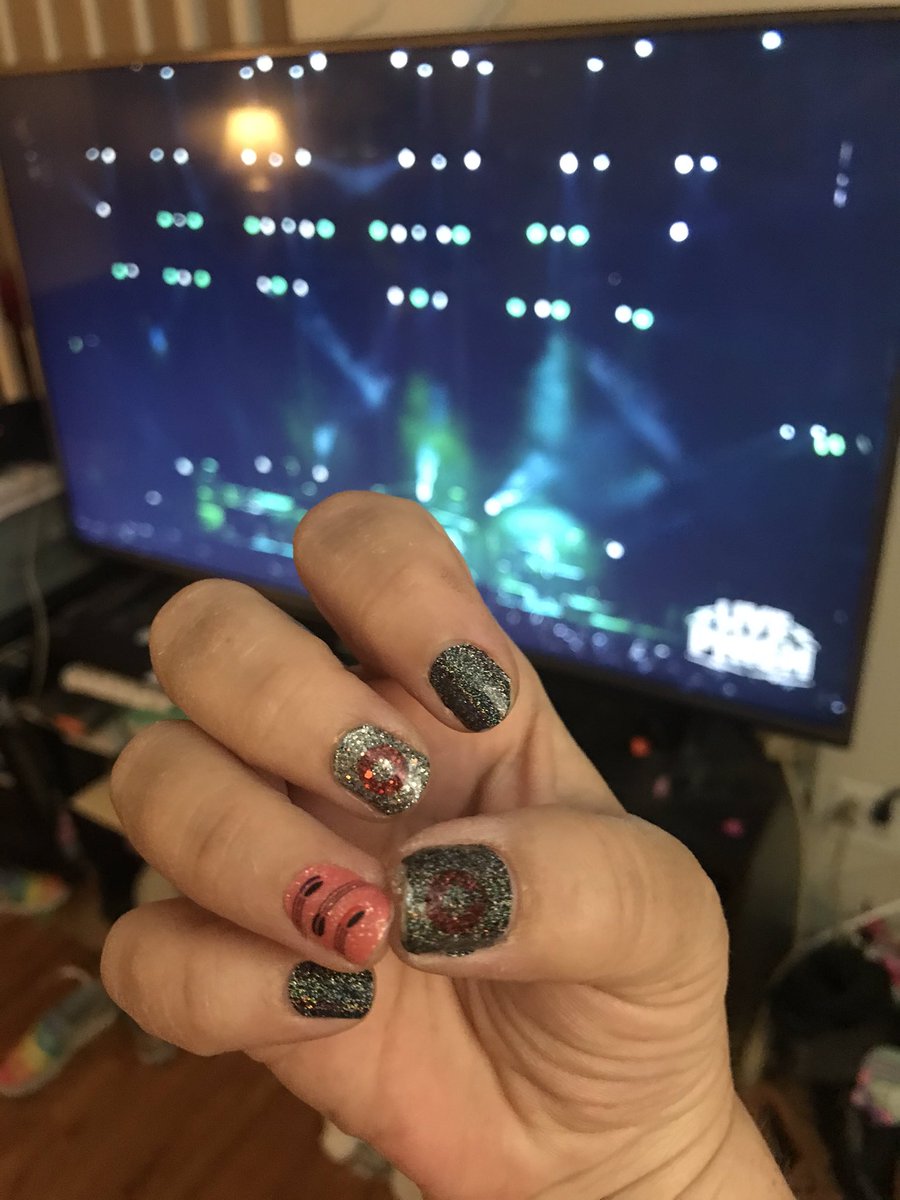 WilsonQoP's tweet photo. When you need a #phishdicks mani but it’s also Game 7. #PHIvsNYI @GrittyNHL #phishdinnerandamovie #tournails #msmanicsmanis #colorstreet #cssohoverit #csyourecorallyinvited #csshangrila #csstickittoem decals: #nailsfortherail/Etsy https://t.co/jRoTxNtLir @YEMolly @creskiny2k https://t.co/fa12CDp0FT