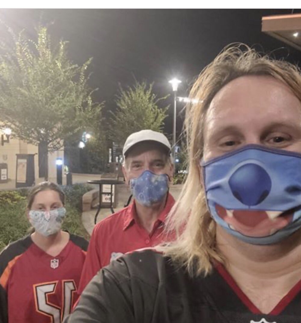 pod4christ's tweet photo. Great having guests back! Great to see so many #WDWliners ! #wdw #DisTwitter #epcot #epcast #disneycastlife #touringplans #ifoundpod #cmray #disneycastmember https://t.co/lIfRJgMQTh