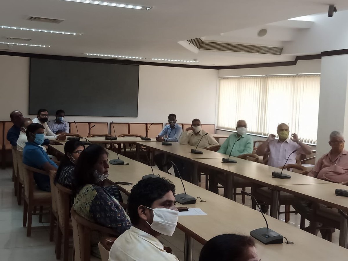 NIUA screened a #documentary on #BharatRatna Dr. Bhim Rao #Ambedkar in commemoration of India's 70th #ConstitutionDay. As part of the national celebration of the #ConstitutionofIndia with year-long activities since 26 Nov 2019. 
<a href="/MoHUA_India/">Ministry of Housing and Urban Affairs</a>