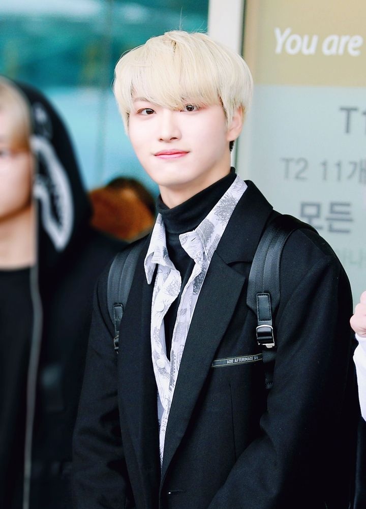 FYNEMESIS's tweet photo. [ 𝐅𝐀𝐍 𝐓𝐀𝐊𝐄𝐍 ] 040920 MORGAN ATTENDING ZENITH SHOWCASE https://t.co/5zTnLlyLts
