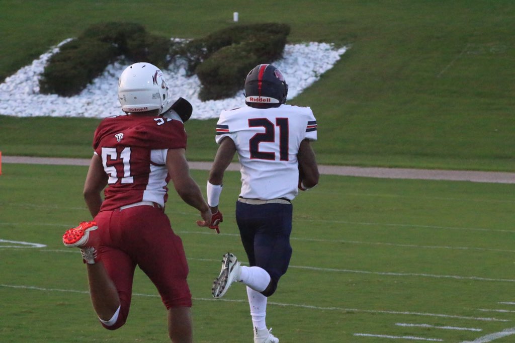 athleticsSBA's tweet photo. TOUCHDOWN EAGLES!!! @ElijahMills8 to the endzone!!! 

#thenest #goeagles @_KhariThompson @johnvarlas @memphispreps https://t.co/maTD3nsiJ5