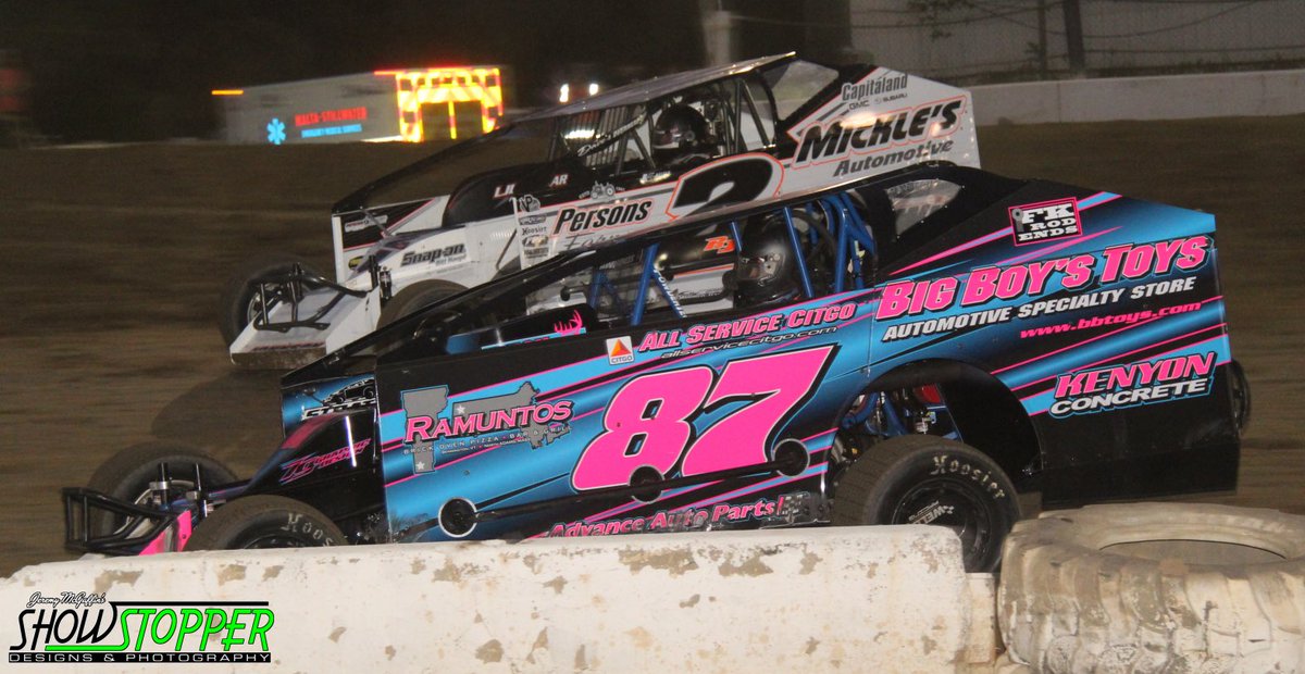 _strattonracing's tweet photo. It’s another RACE DAY Friday at @AS_Speedway!

Catch all the action live on https://t.co/aU65LAwOUK @DirtTrackDigest 

📸 @68JMAC122 https://t.co/TEVkvsnlEm