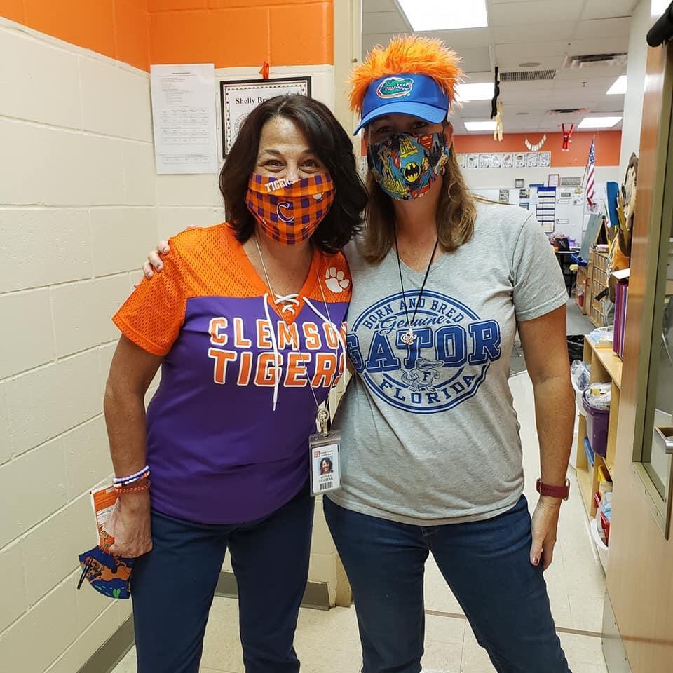 andirin's tweet photo. Go Tigers!  #CollegeColorsDay https://t.co/gvbHRhn2J7