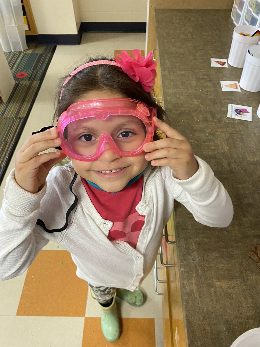 StacySpink's tweet photo. I spy some safe scientist in kindergarten #ccestrong #midwayscience https://t.co/JrM0TylA60