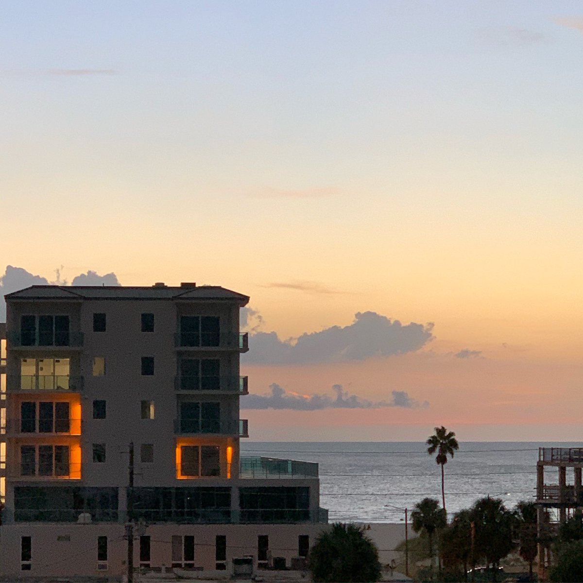 tildegm's tweet photo. We have arrived...#LaborDayWeekend #LongWeekend #FamilyTime #QueRico #ClockedOff #NoMeMolesten #ClearwaterBeach https://t.co/ldRqrnPvev