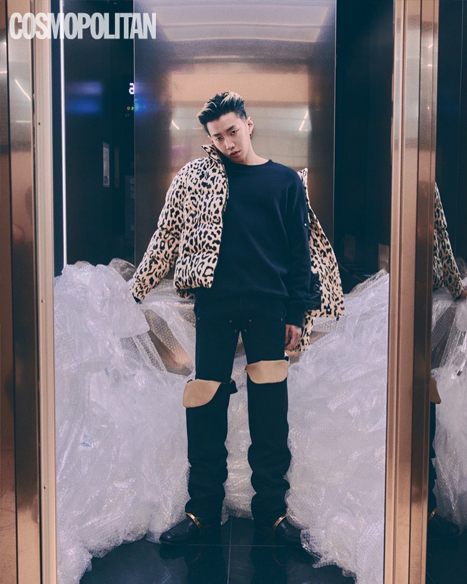 JayParkBallers's tweet photo. [HD PIC] Jay Park x MOOSE KNUCKLES pictorial on Cosmopolitan magazine Sept issue (1/2) 

🔗 https://t.co/MxSldeZgWP

#박재범 #JayPark https://t.co/w1gRJpp02B
