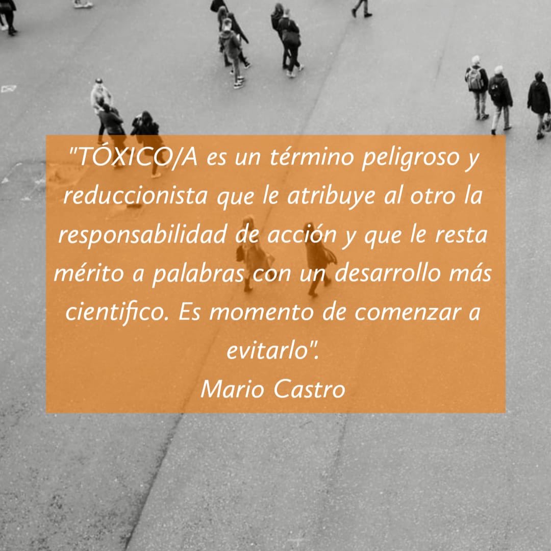 ProyectoLapsus's tweet photo. Esta noche les presentamos in pequeños análisis realizado por Mario Castro, donde nos invita a tener cuidado con las etiquetas que utilizamos. ¡Muy importante!

Evitar el uso de etiquetas es evitar el estigma.

#Psicologia #ELSALVADOR #etiquetas #NoEstigmas https://t.co/iveHY4RhFg