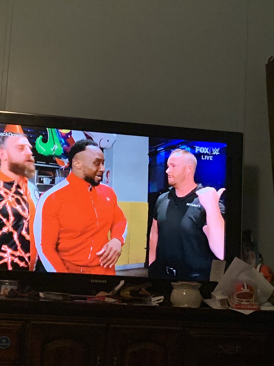 kylesnow25's tweet photo. @GreatKendrick Great showing on Smackdown! Love seeing my guys do great things. https://t.co/AWmsaXLjha