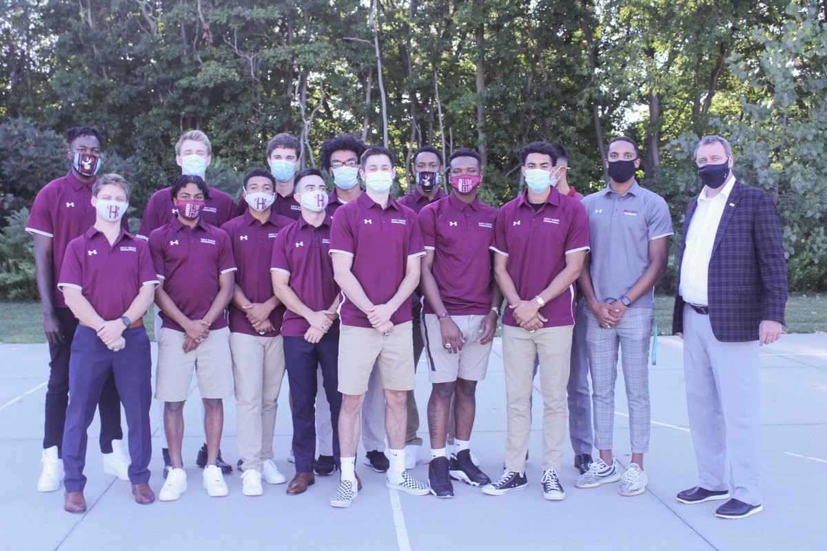 HOCROSAINTS's tweet photo. Congratulations to the 2019-2020 Holy Cross College Men’s Basketball Conference Championship team. 

@HolyCrossND | @HolyCrossHoops https://t.co/tYgjLRrDoP