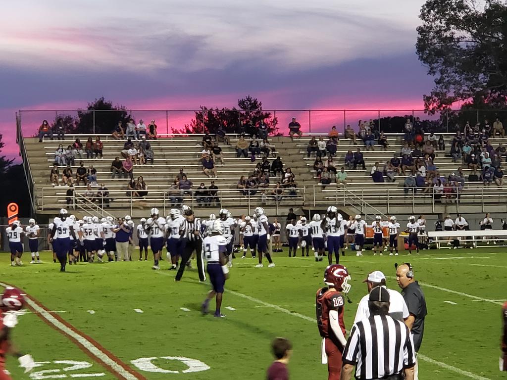 StephenByrd1422's tweet photo. Ripley Tigers playing in Crockett County https://t.co/DfysmtZD9N